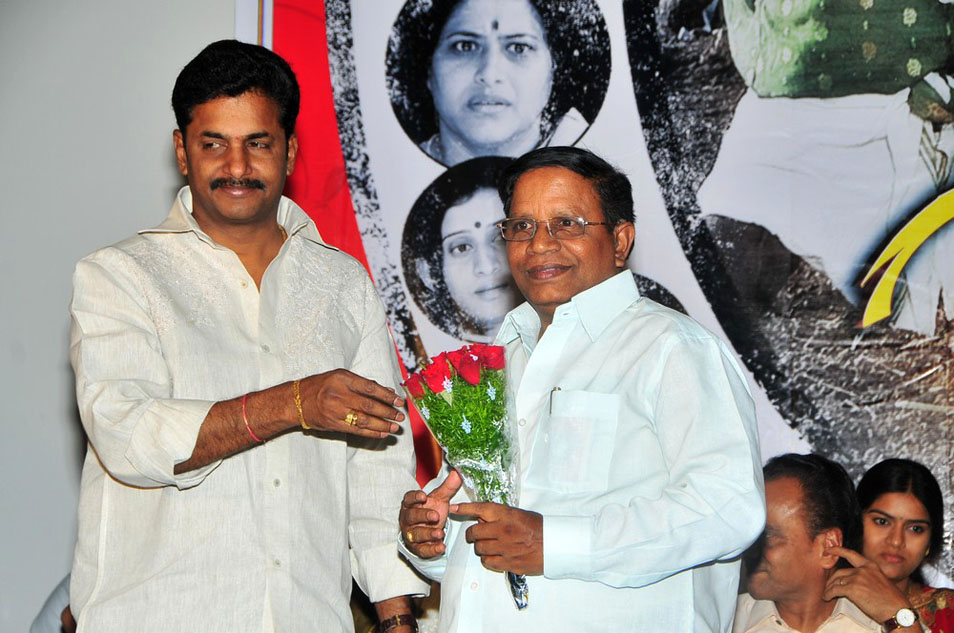 Allari Naresh in Seema Tapakai ...